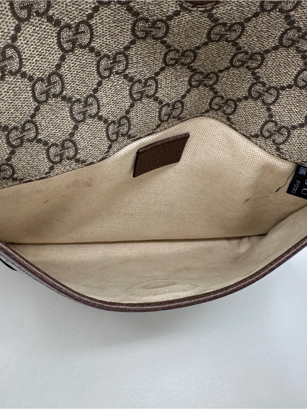 Gucci Neo Vintage GG Supreme Tiger Head Belt Bag Waist Pouch 493930